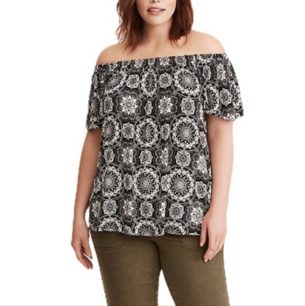 Medallion off the shoulder top